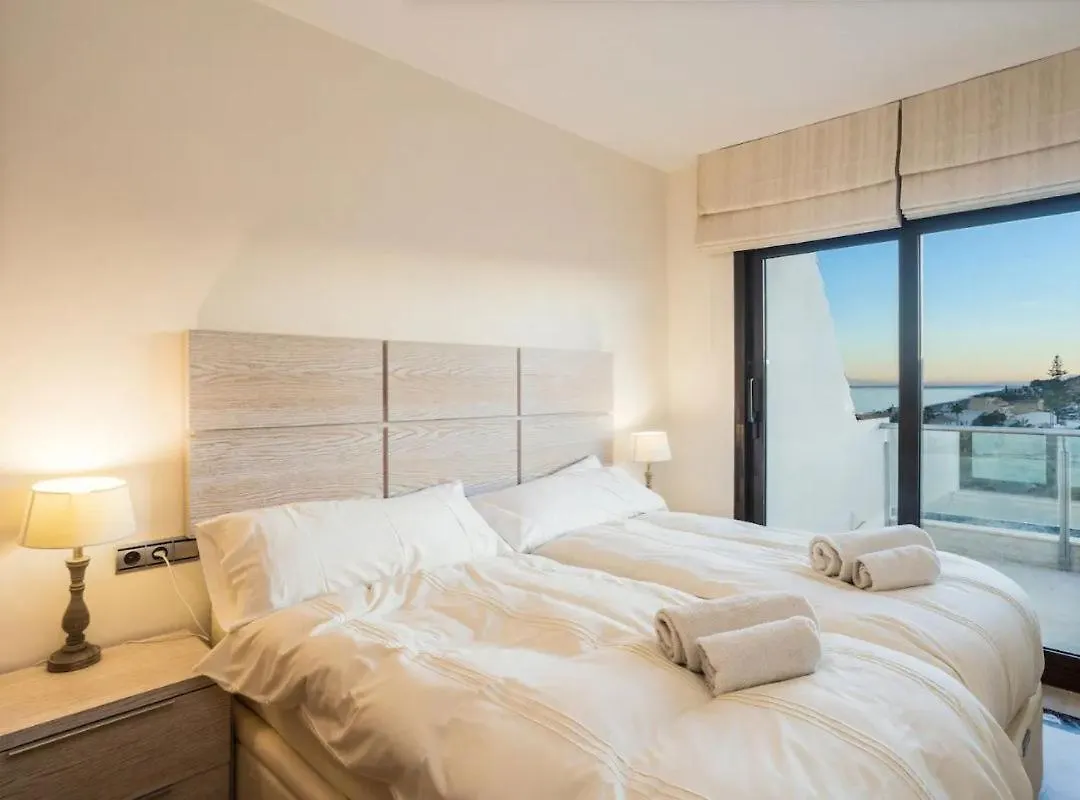 Sky-High Luxury Panoramic Sea Views & Expansive Terraces In This La Duquesa Penthouse Manilva 0*,  Espanha